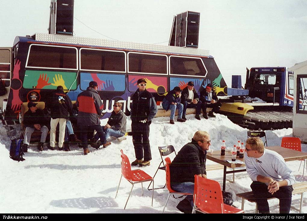 TRYKK FOR � LUKKE VINDUET