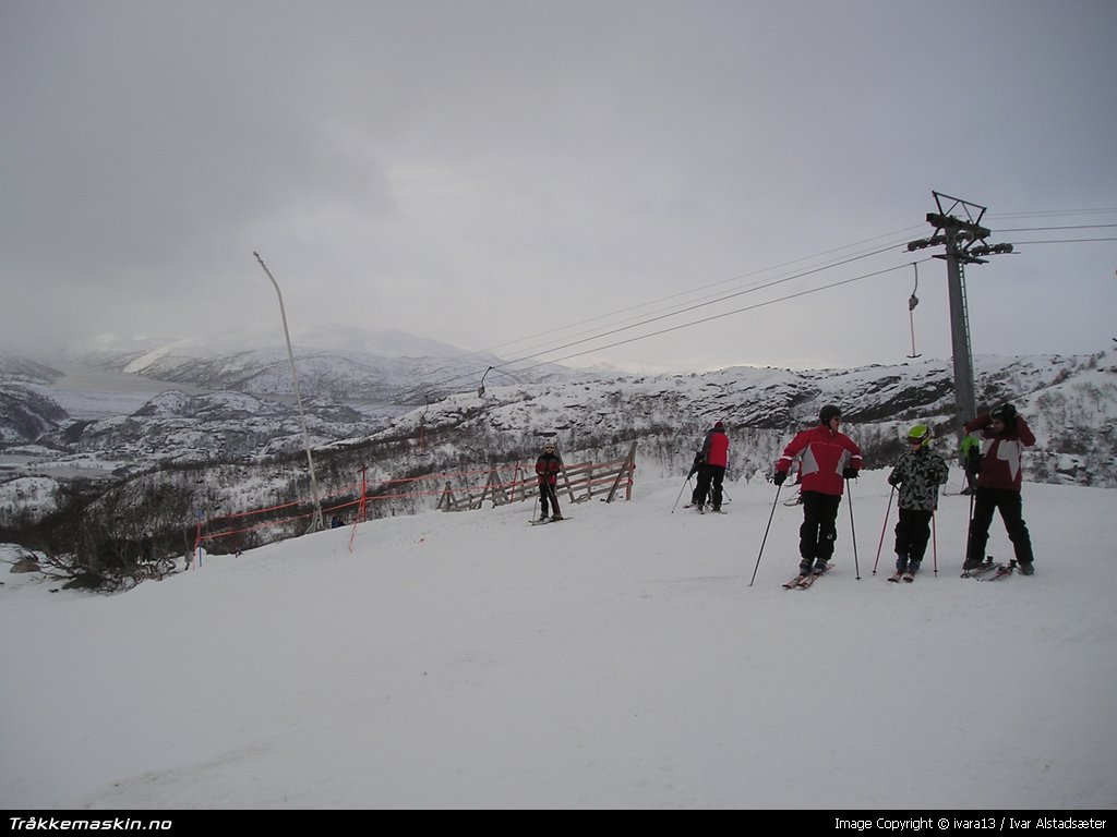 TRYKK FOR � LUKKE VINDUET