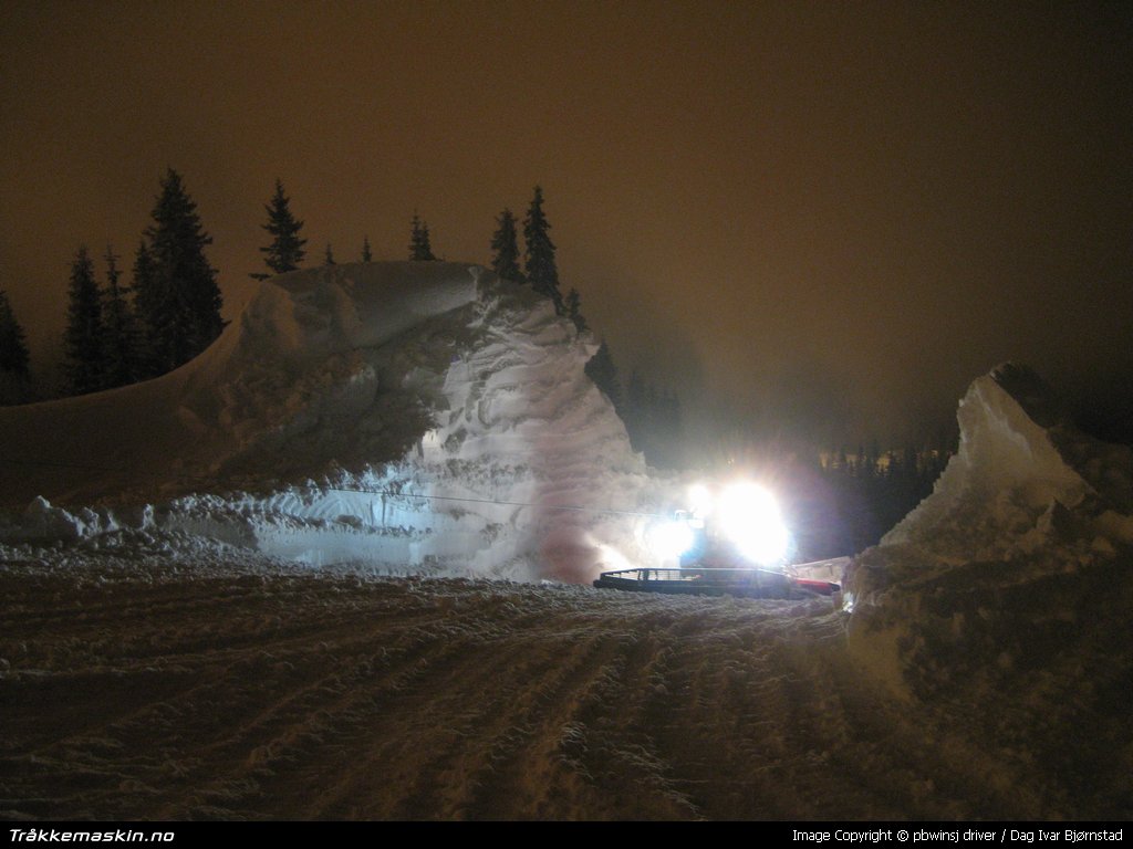 TRYKK FOR � LUKKE VINDUET