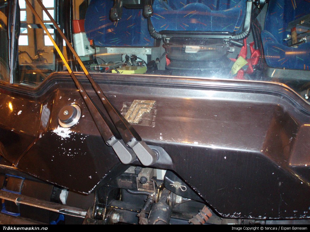 TRYKK FOR � LUKKE VINDUET