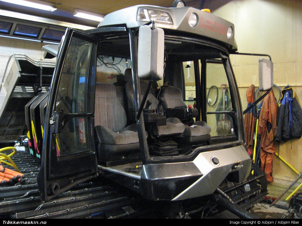 TRYKK FOR � LUKKE VINDUET