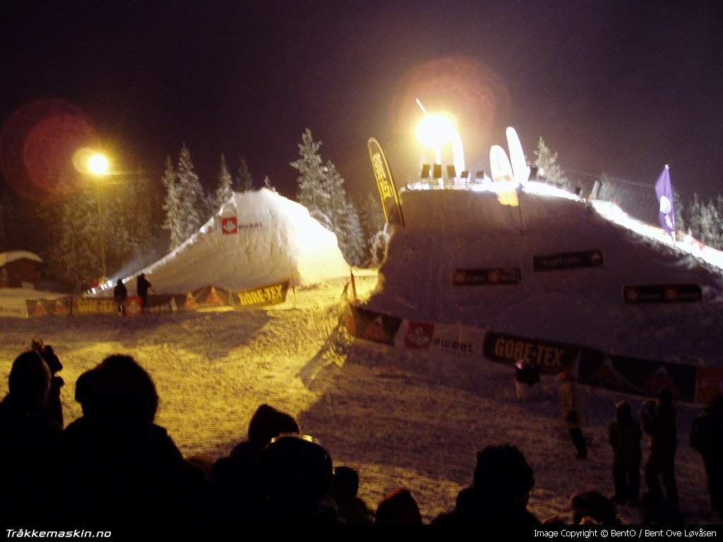 TRYKK FOR � LUKKE VINDUET