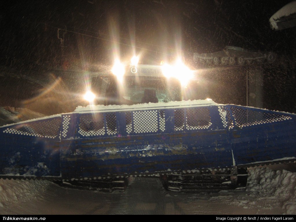 TRYKK FOR � LUKKE VINDUET