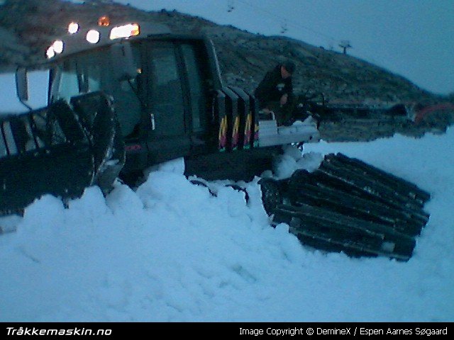 TRYKK FOR � LUKKE VINDUET