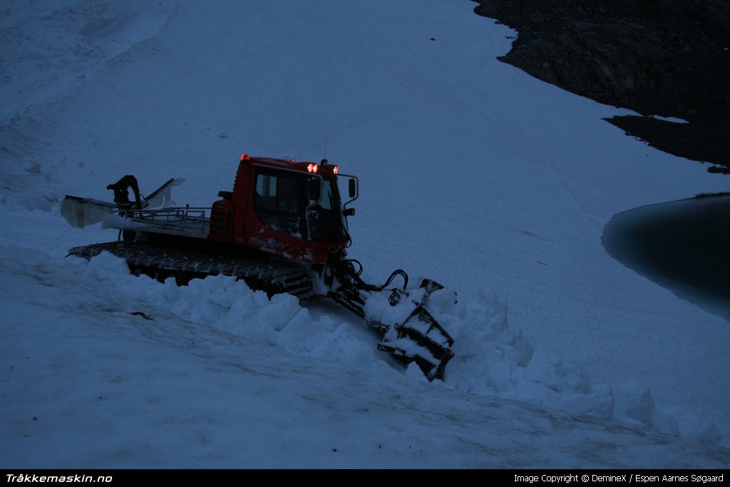 TRYKK FOR � LUKKE VINDUET