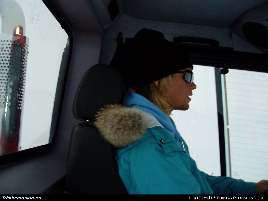 TRYKK FOR � LUKKE VINDUET