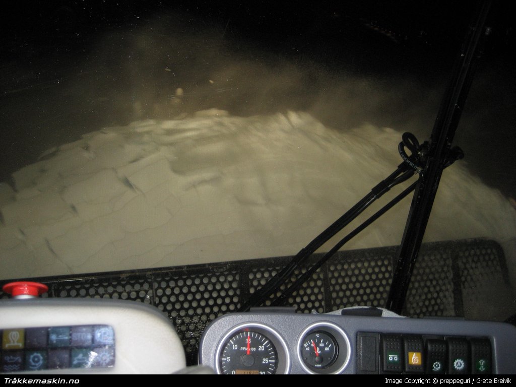 TRYKK FOR � LUKKE VINDUET