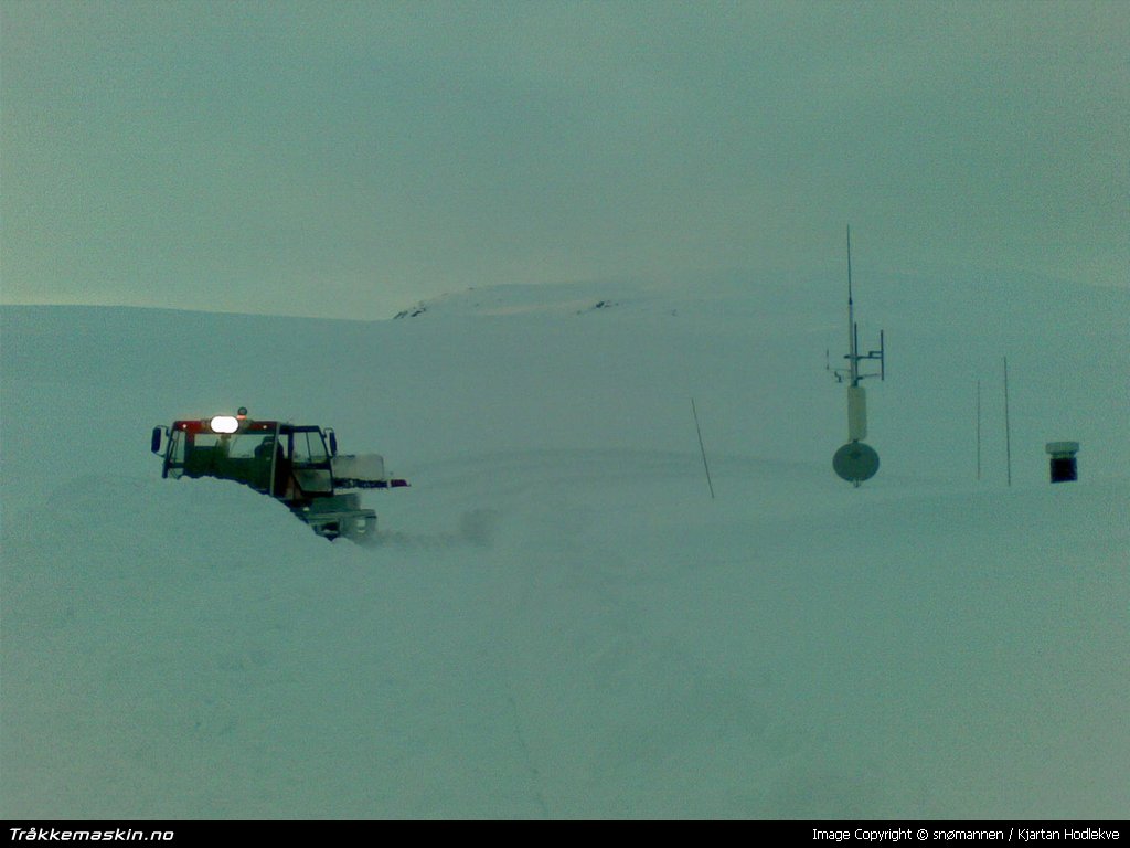 TRYKK FOR � LUKKE VINDUET