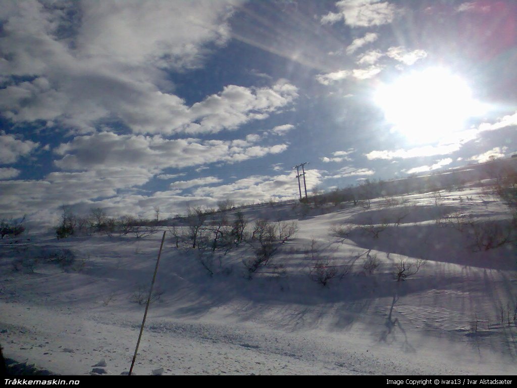 TRYKK FOR � LUKKE VINDUET