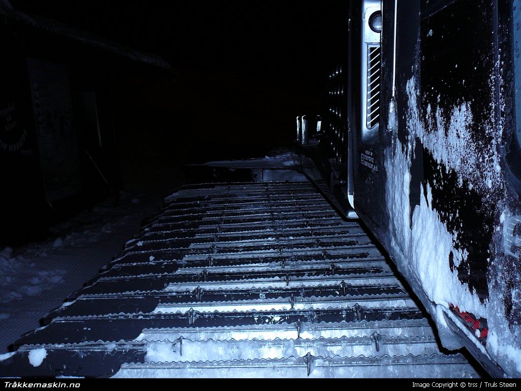 TRYKK FOR � LUKKE VINDUET