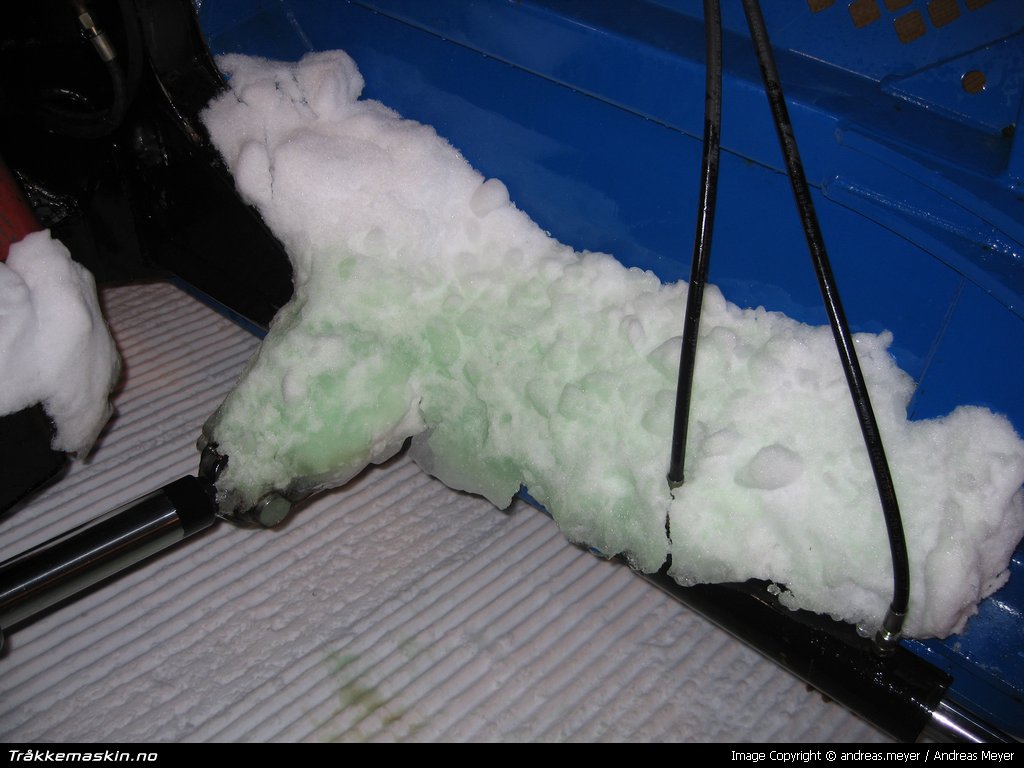 TRYKK FOR � LUKKE VINDUET