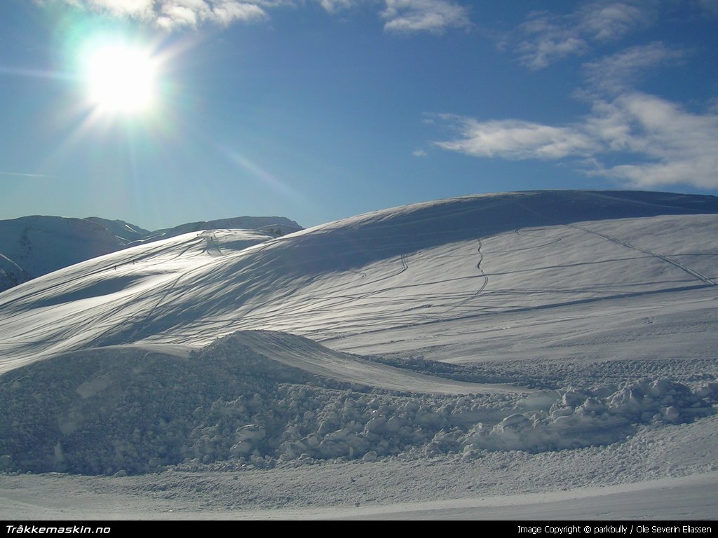 TRYKK FOR � LUKKE VINDUET