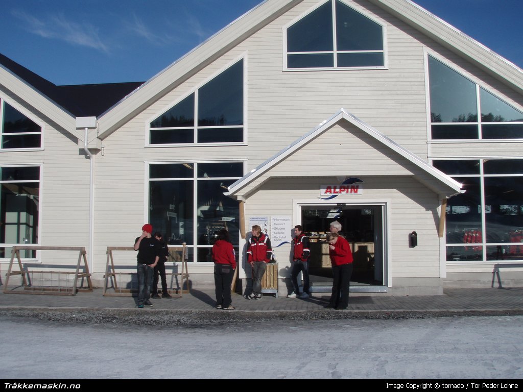 TRYKK FOR � LUKKE VINDUET