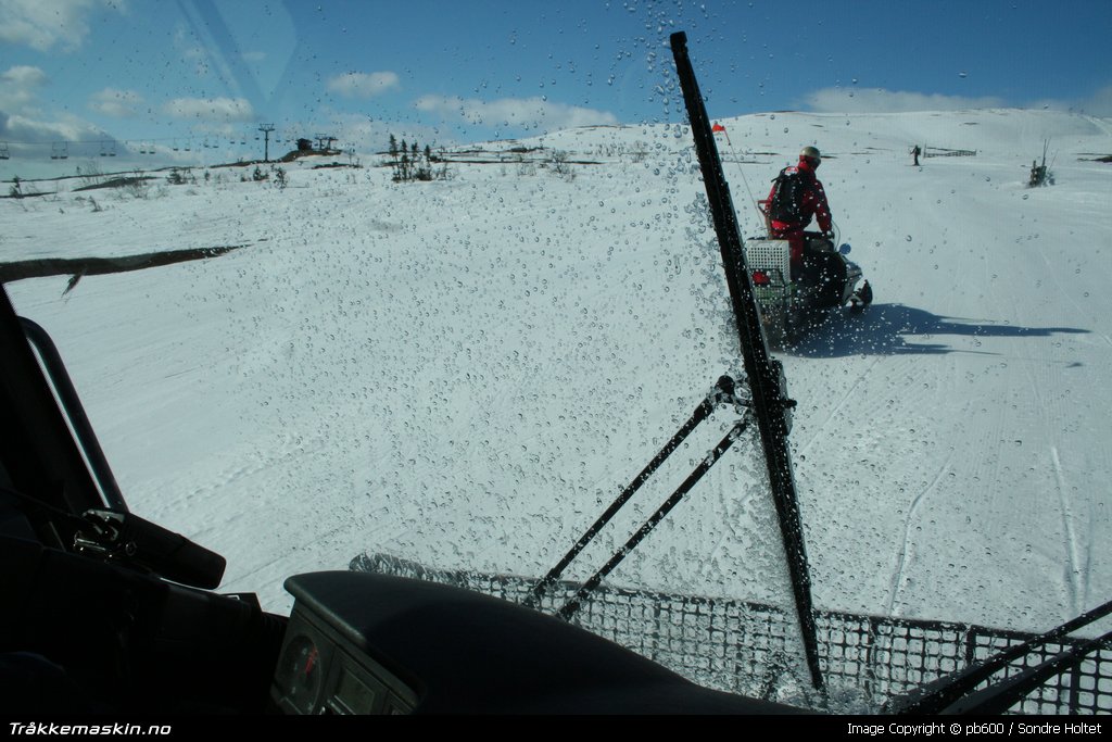 TRYKK FOR � LUKKE VINDUET