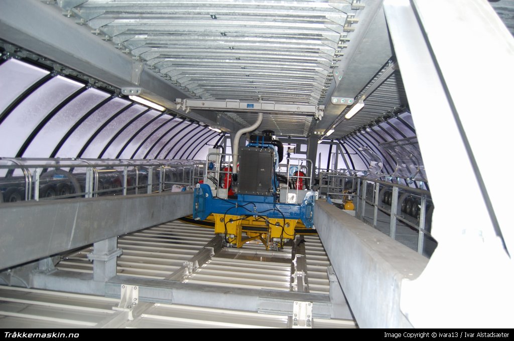 TRYKK FOR  LUKKE VINDUET