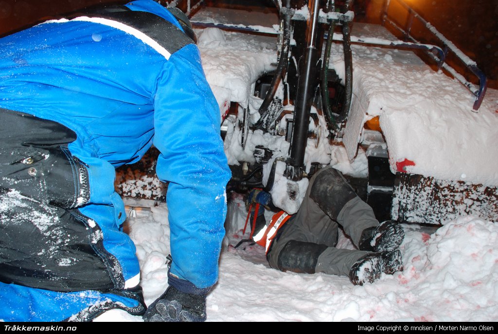 TRYKK FOR � LUKKE VINDUET