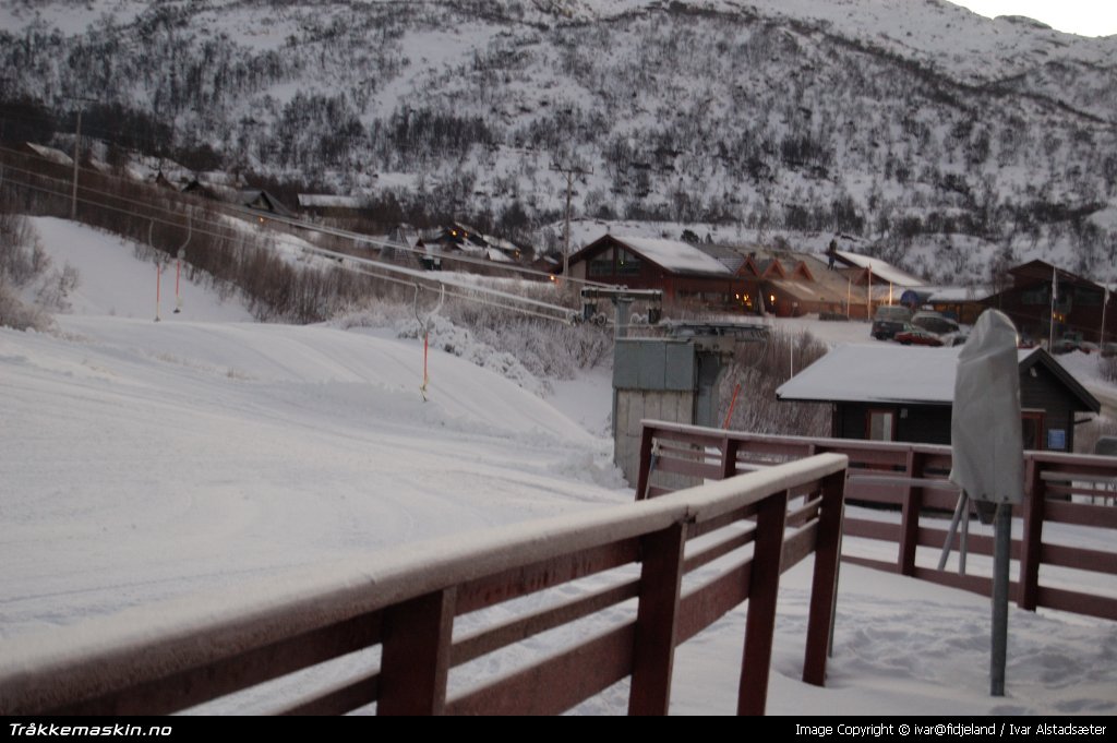 TRYKK FOR � LUKKE VINDUET