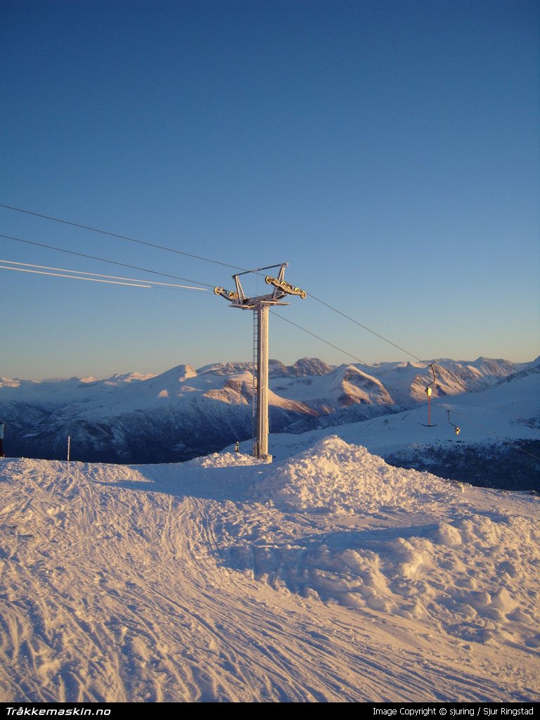TRYKK FOR � LUKKE VINDUET