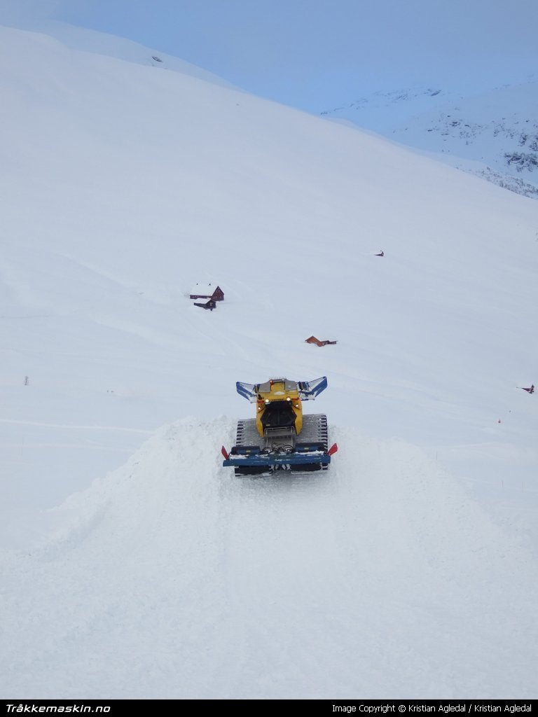 TRYKK FOR � LUKKE VINDUET
