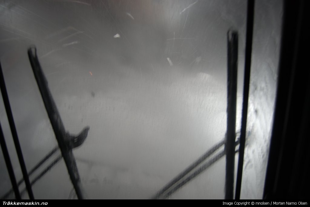 TRYKK FOR � LUKKE VINDUET