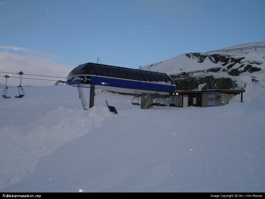 TRYKK FOR � LUKKE VINDUET