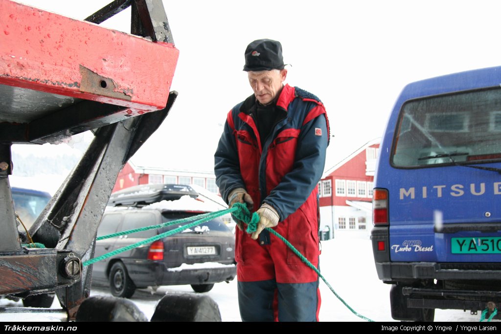 TRYKK FOR � LUKKE VINDUET