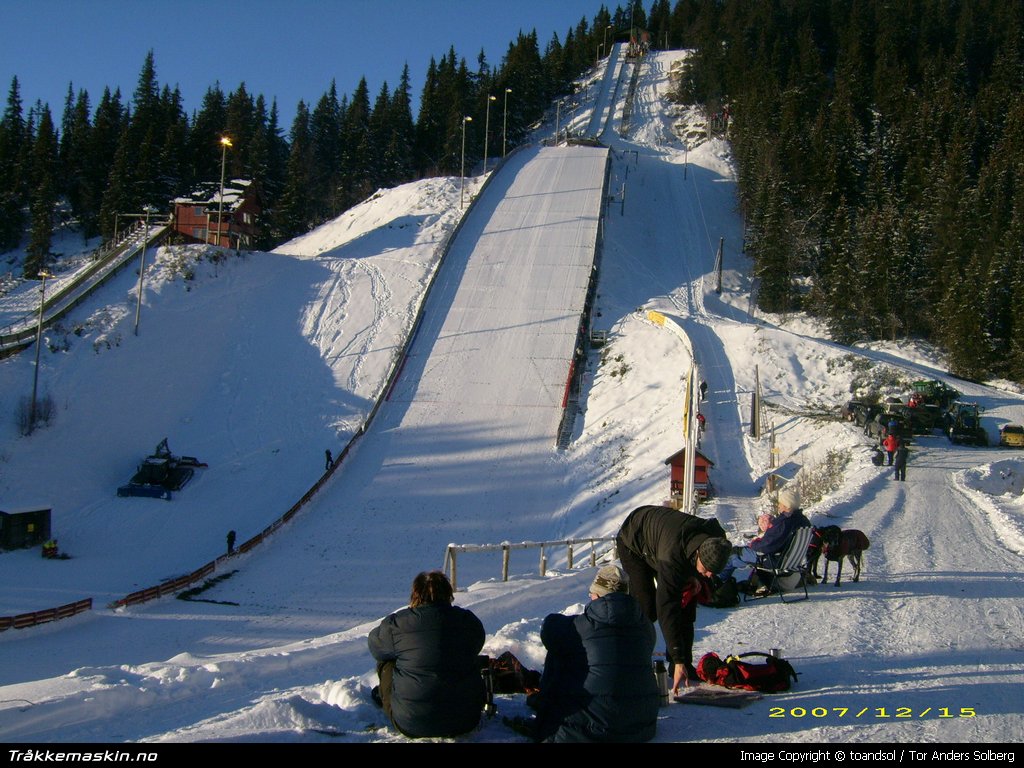 TRYKK FOR � LUKKE VINDUET