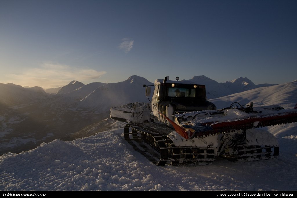 TRYKK FOR � LUKKE VINDUET