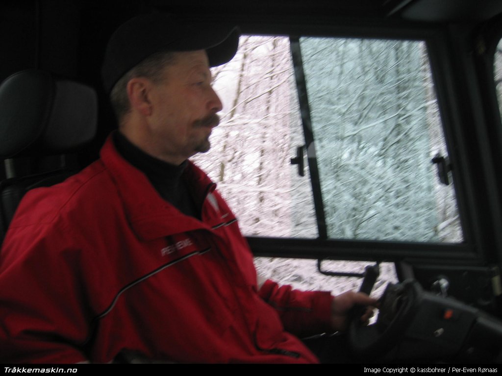 TRYKK FOR � LUKKE VINDUET