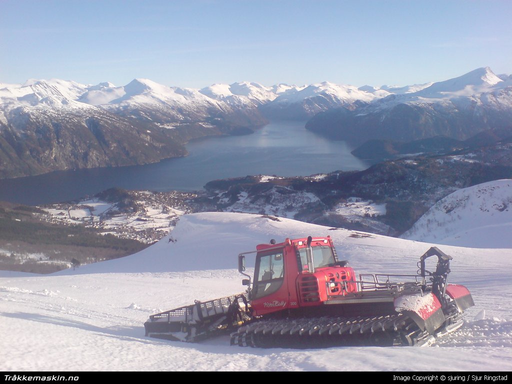 TRYKK FOR � LUKKE VINDUET