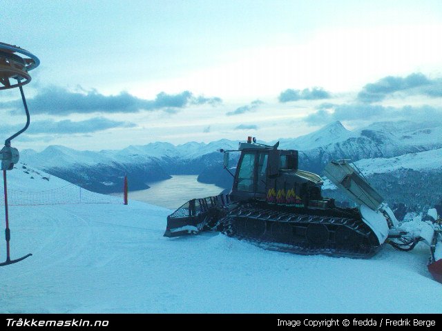 TRYKK FOR  LUKKE VINDUET