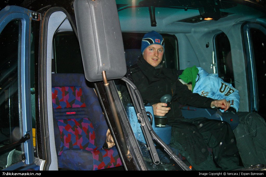 TRYKK FOR  LUKKE VINDUET