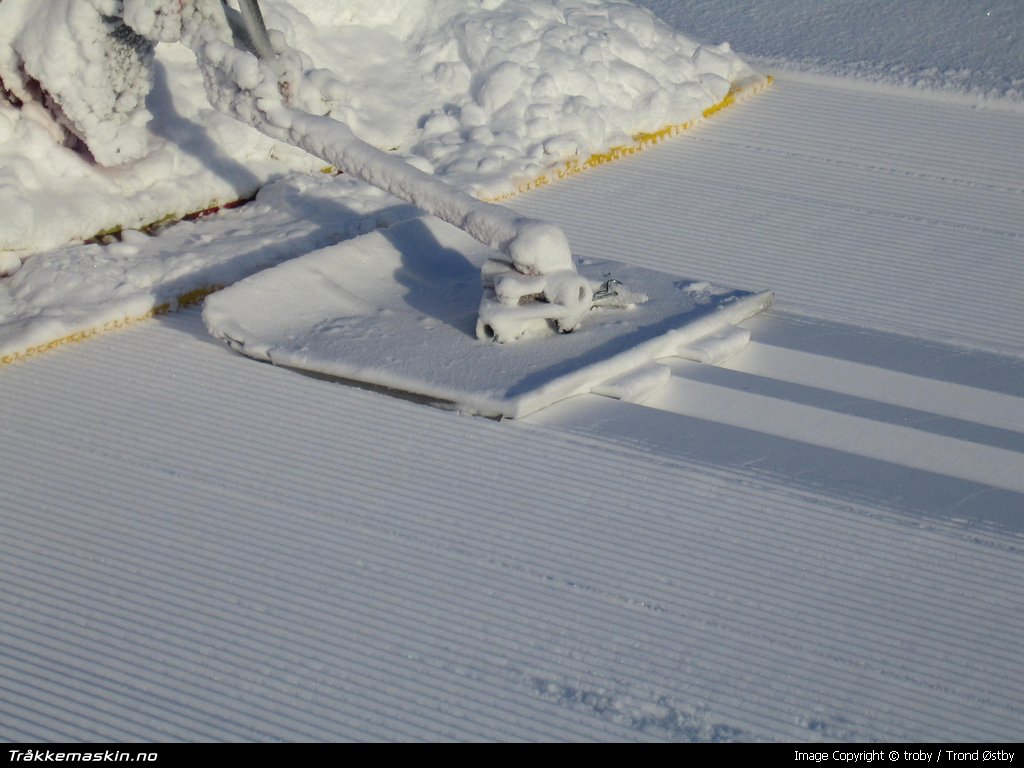 TRYKK FOR  LUKKE VINDUET