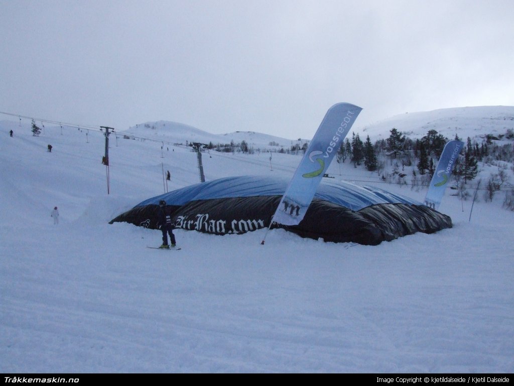 TRYKK FOR  LUKKE VINDUET