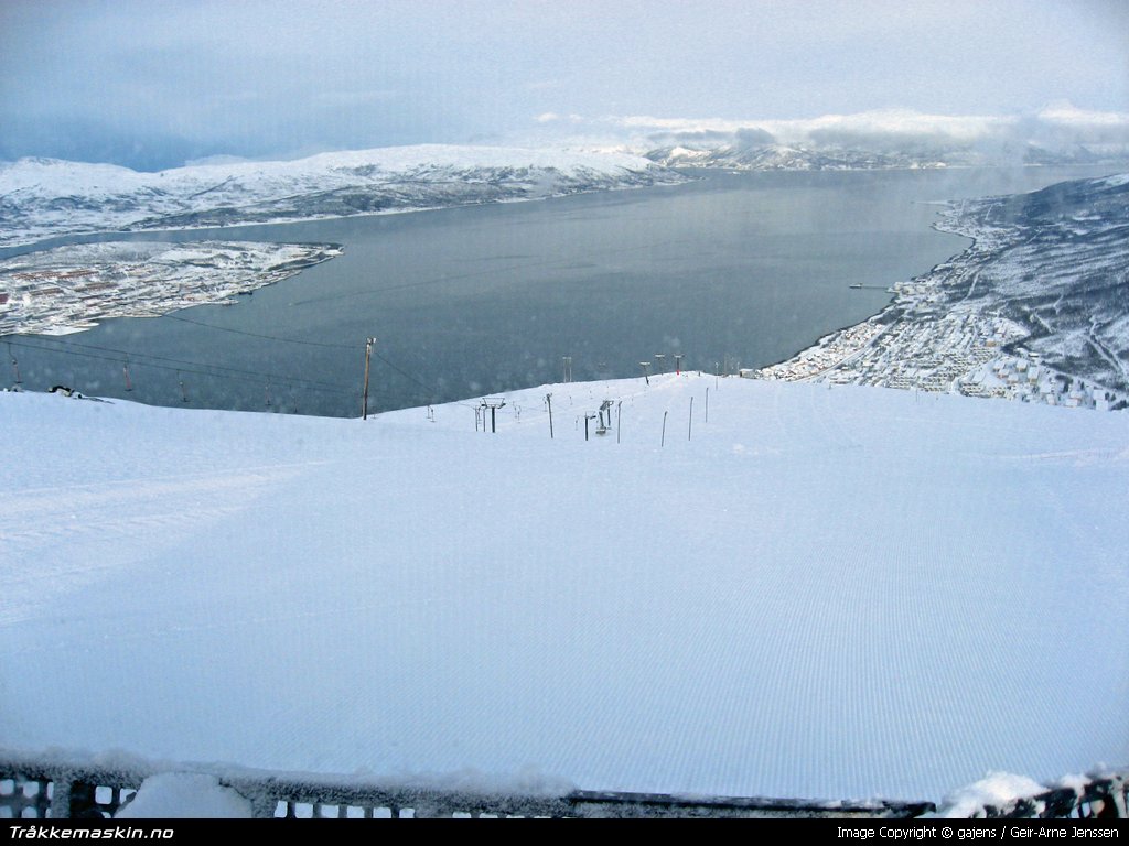 TRYKK FOR  LUKKE VINDUET