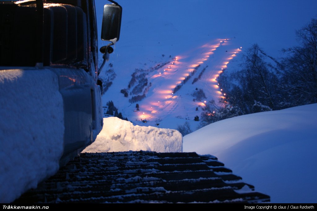 TRYKK FOR  LUKKE VINDUET