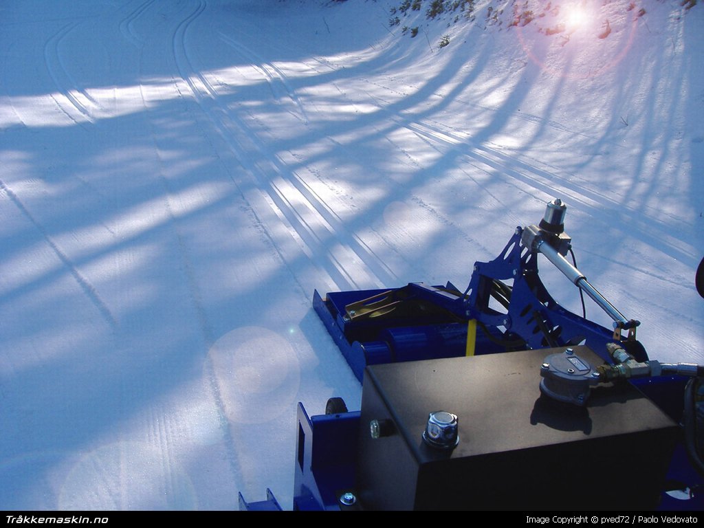 TRYKK FOR  LUKKE VINDUET