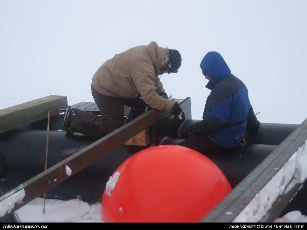 TRYKK FOR  LUKKE VINDUET