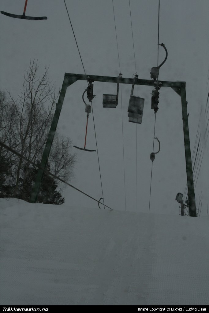 TRYKK FOR  LUKKE VINDUET