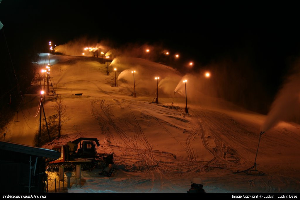 TRYKK FOR  LUKKE VINDUET