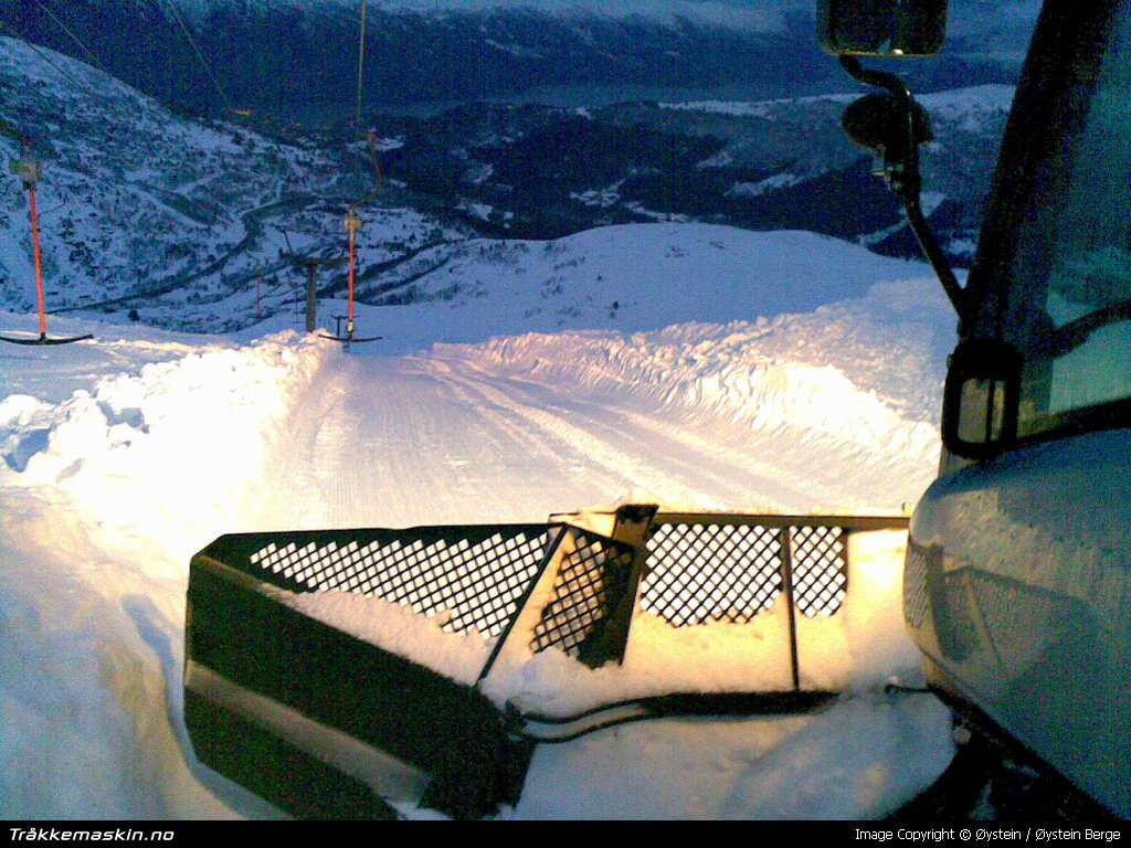 TRYKK FOR  LUKKE VINDUET