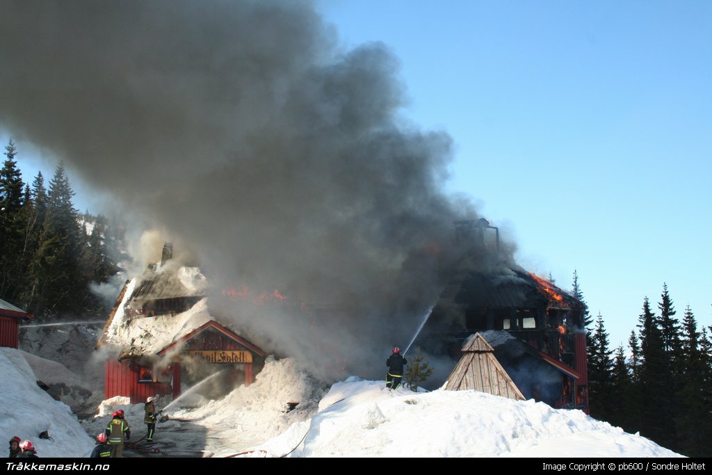 TRYKK FOR  LUKKE VINDUET