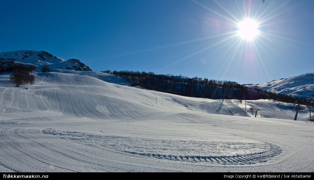 TRYKK FOR  LUKKE VINDUET