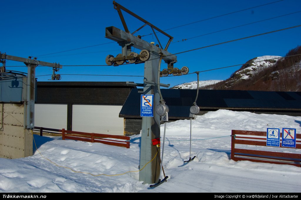 TRYKK FOR  LUKKE VINDUET