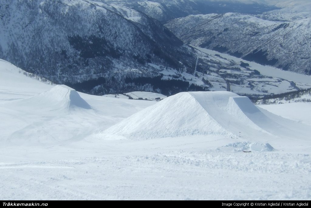 TRYKK FOR  LUKKE VINDUET