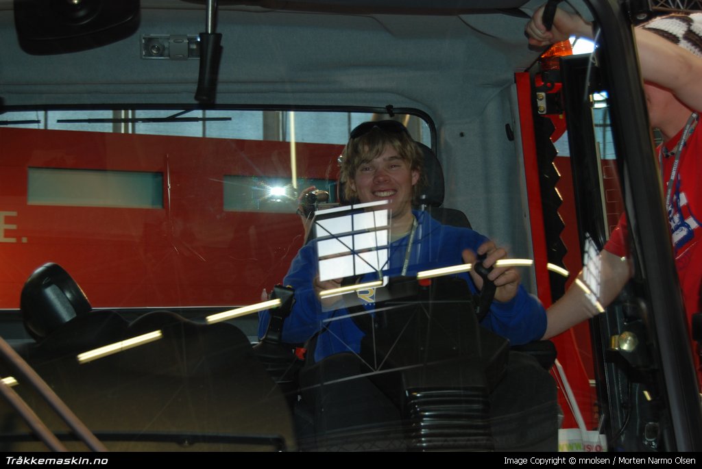 TRYKK FOR  LUKKE VINDUET