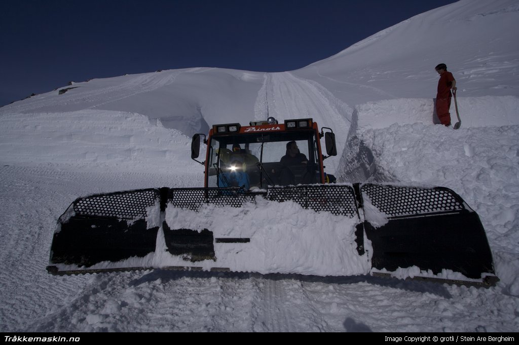 TRYKK FOR  LUKKE VINDUET