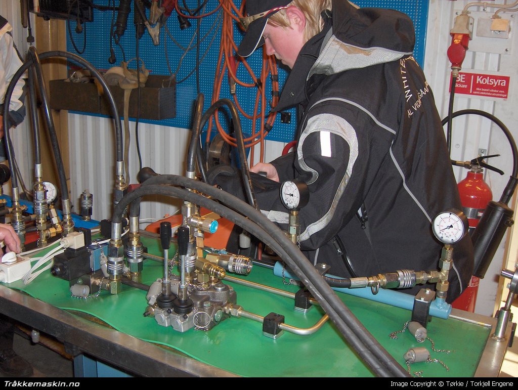 TRYKK FOR  LUKKE VINDUET