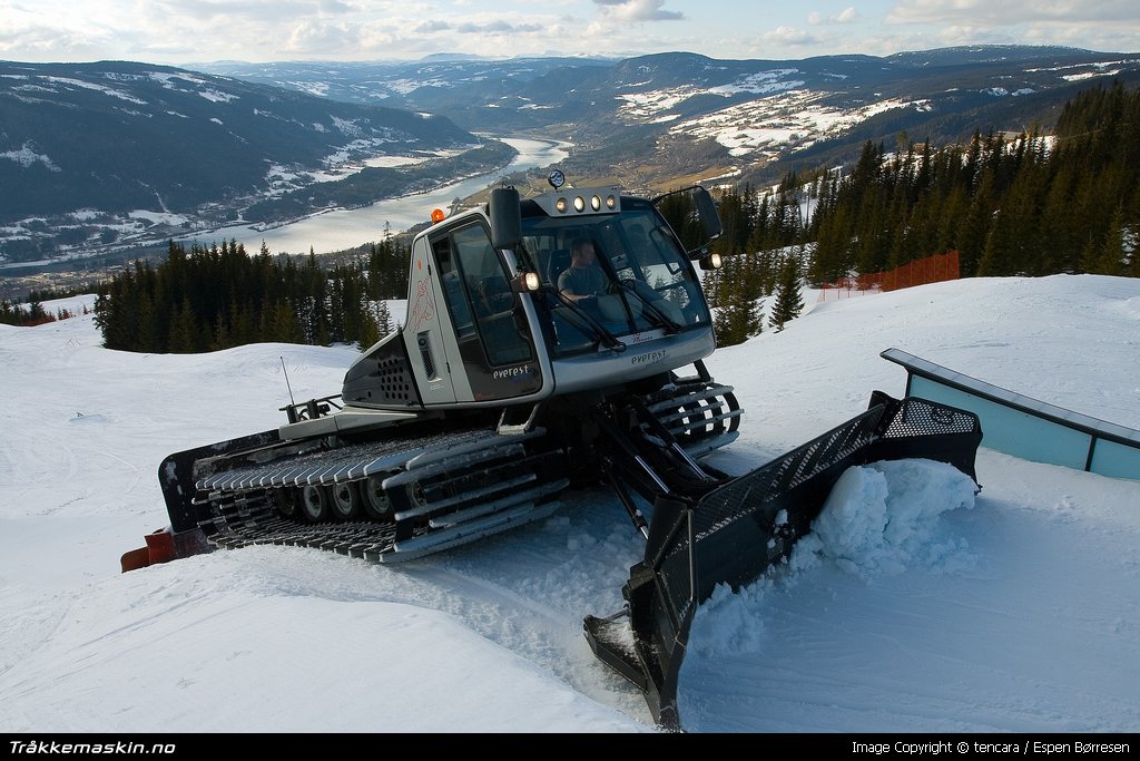 TRYKK FOR  LUKKE VINDUET