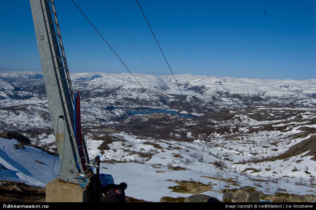 TRYKK FOR  LUKKE VINDUET